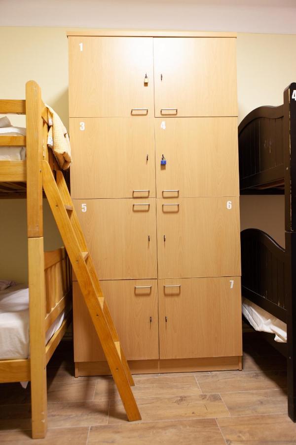 Center Hostel And Tours Jereván Kültér fotó
