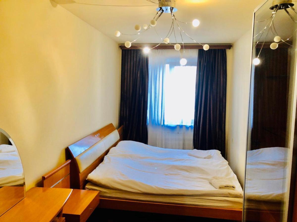 Center Hostel And Tours Jereván Kültér fotó